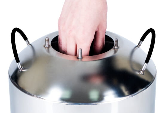 Куб с широкой горловиной